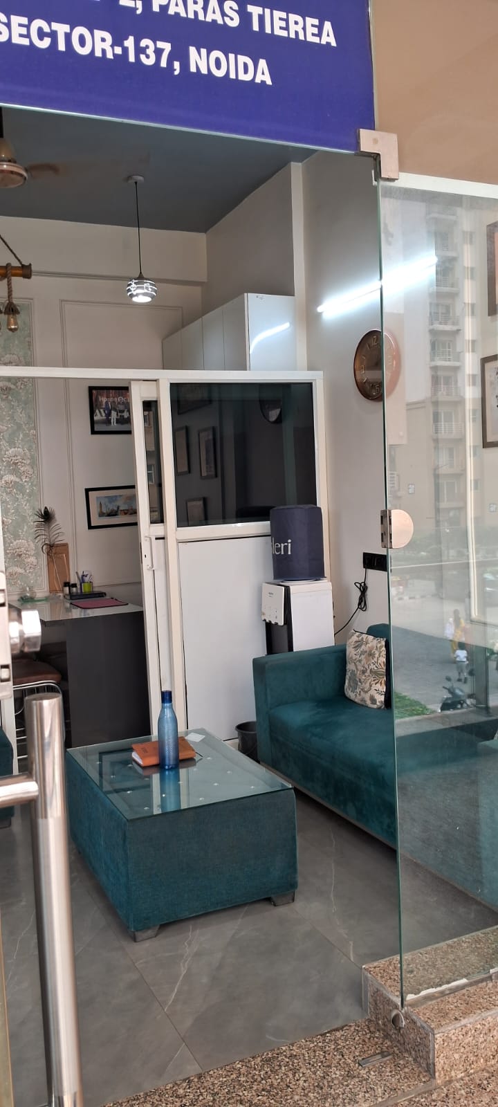 EasyGoldBuyer office — secure transaction desk